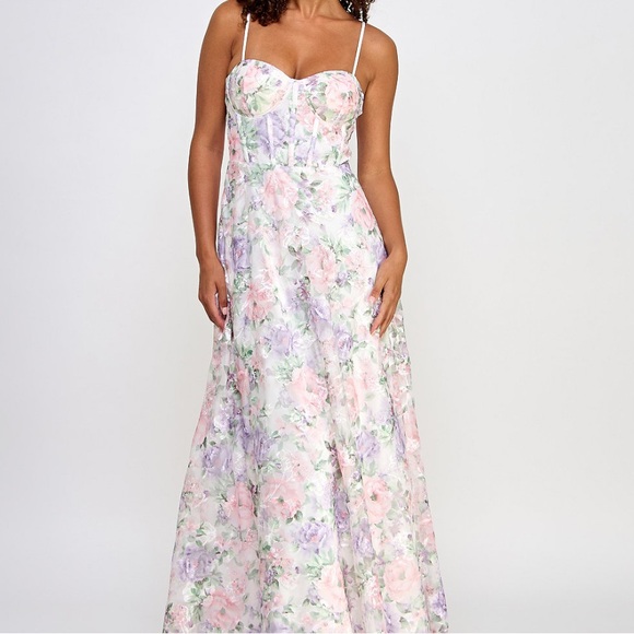 Trixxi Dresses & Skirts - Corset Gown TRIXXI Juniors Floral Embroidered Size 15